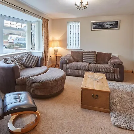 Host & Stay - Norfolk House Holiday home